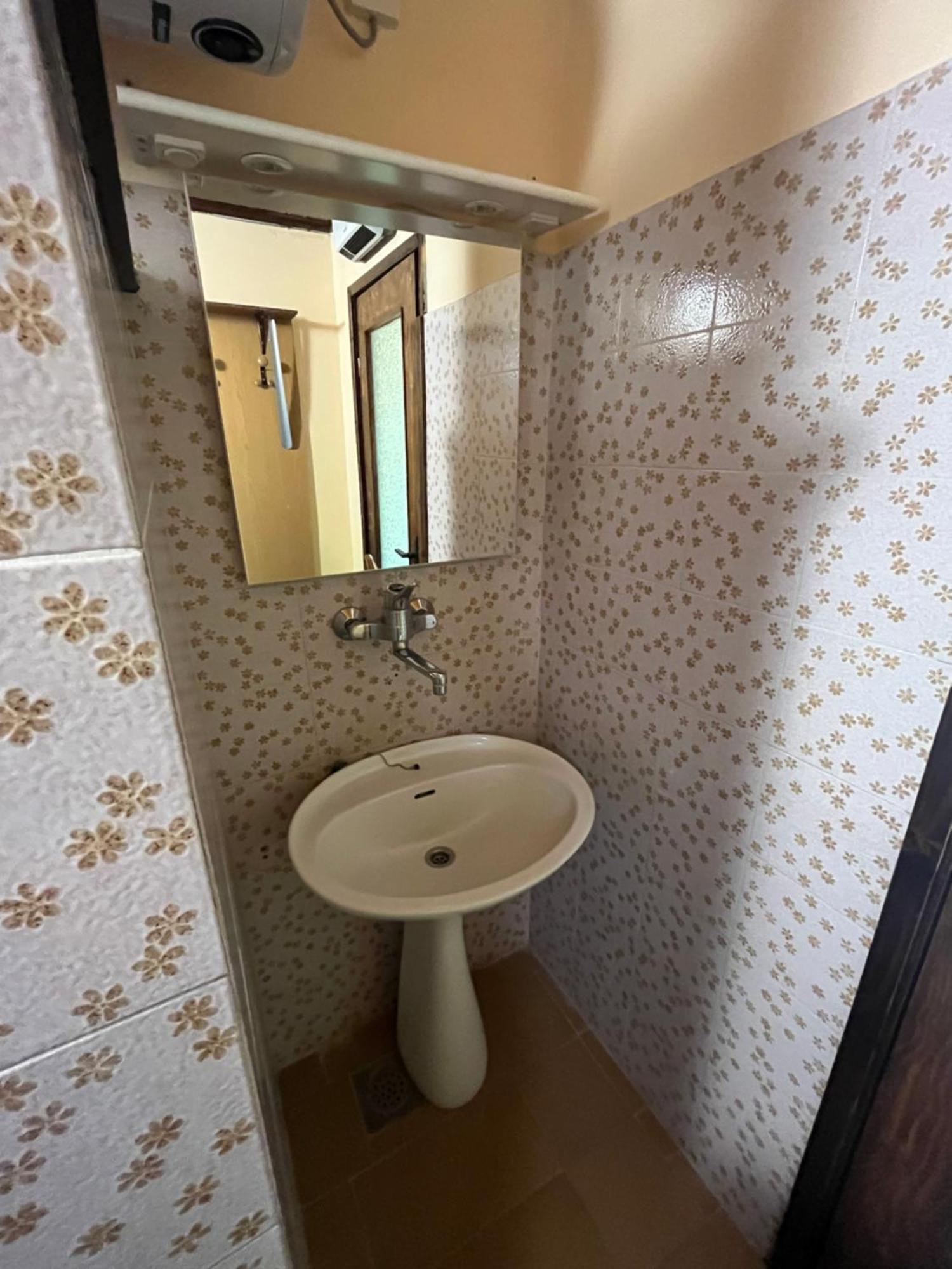 Apartma Korelc コペル エクステリア 写真